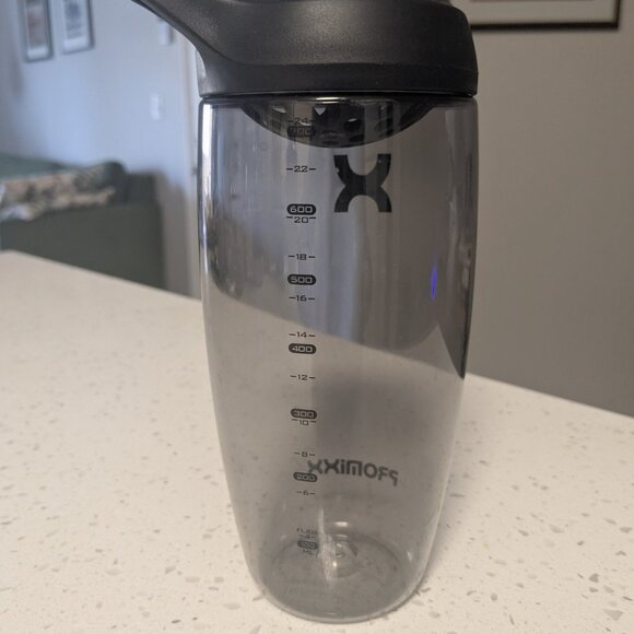 Shakerless Protein Shaker Bottle - Picture 2 of 4